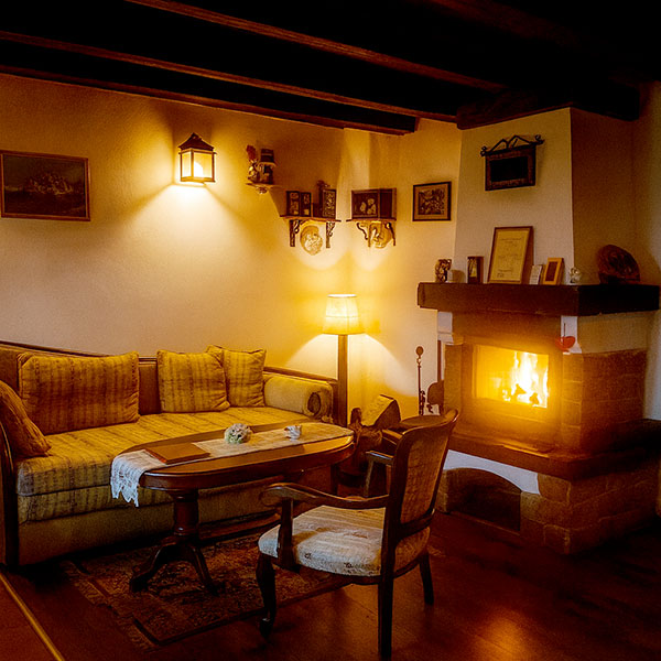 Glamping brvnara u šumi